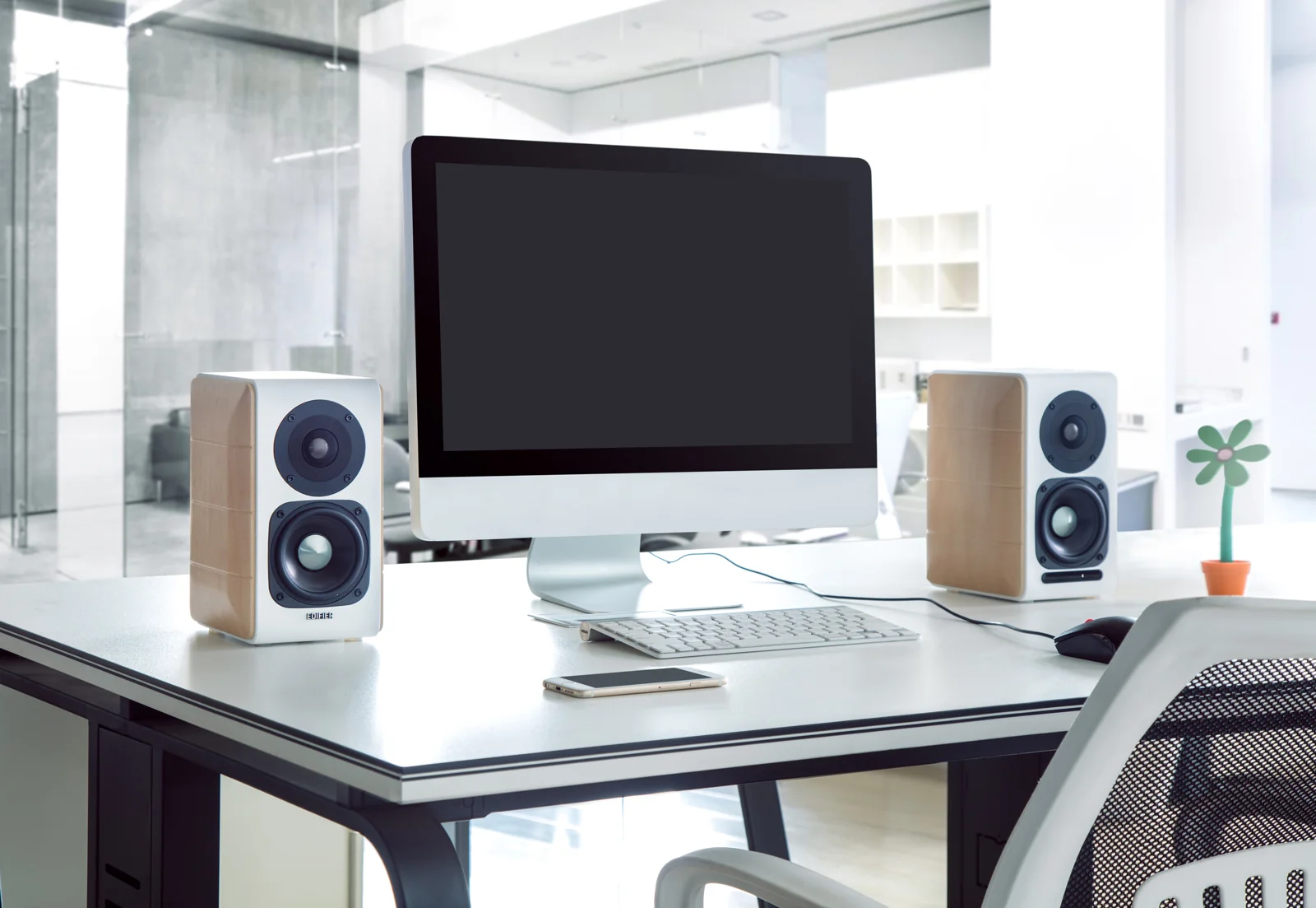 S880DB Hi-Res Audio Certified Powered Speakers - Image 5